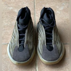 Yeezy Quantum Barium | YZY QNTM Basketball Shoes